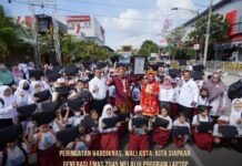 Gelar Upacara Hardiknas 2023, Wali Kota Madiun Harap Pendidikan Makin Dinamis