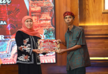 Khofifah Indar Parawansa, memberikan apresiasi yang tinggi kepada para seniman dan juru pelihara cagar budaya di Provinsi Jawa Timur.