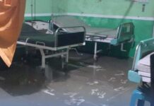 Puskesmas Pragaan Sumenep Terendam Banjir, Para Perawat Berhamburan Panik Ungsikan Pasien
