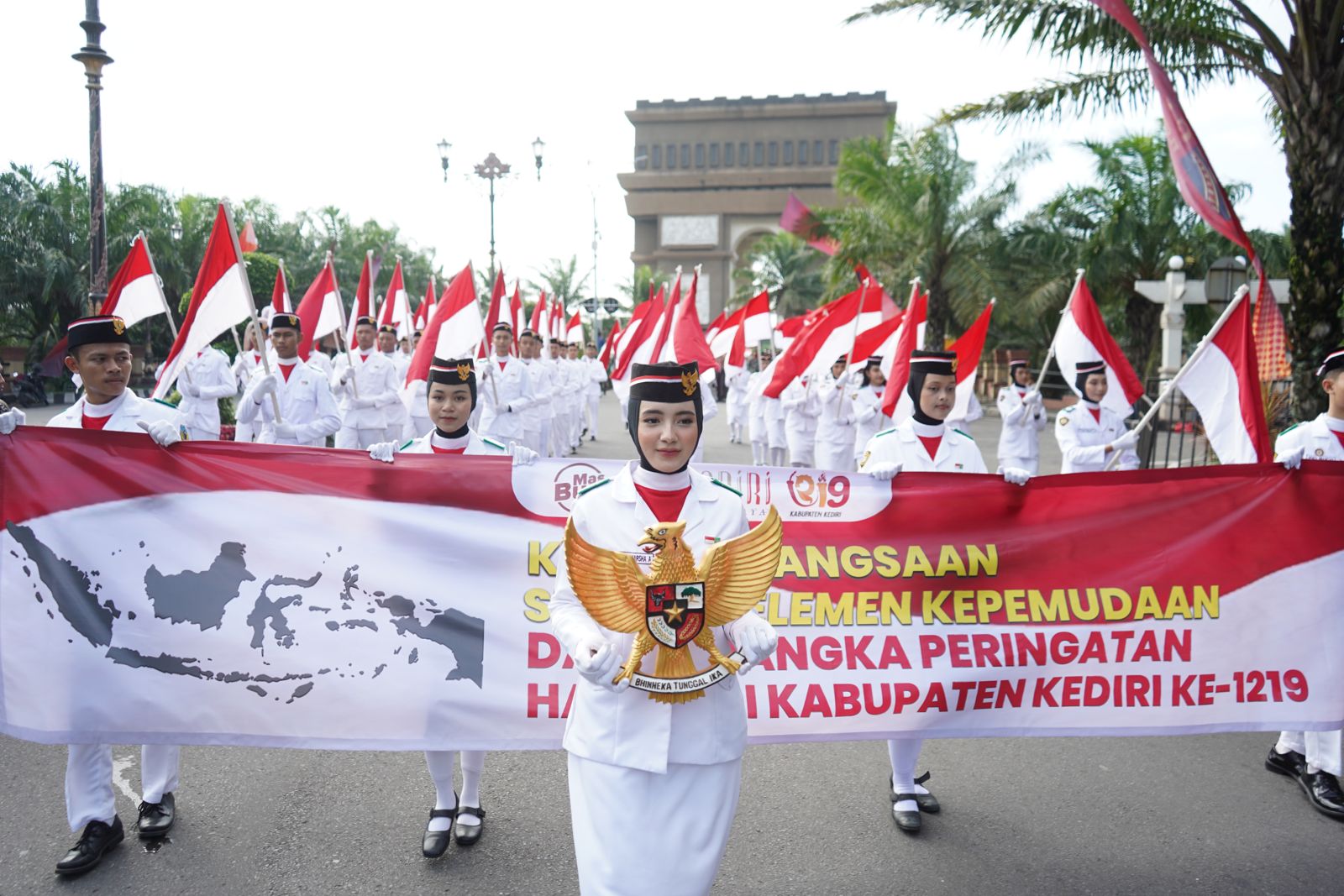 "Ribuan Pemuda Kediri Rayakan Kebhinekaan dalam Kirab Kebangsaan"