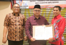 "Plt. Bupati Probolinggo dan KPRI Prastiwi Teken Kerjasama Pengadaan Beras ASN, Dorong Perekonomian Daerah"