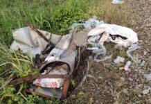 Kecelakaan di Tulungagung: Pengendara Selamat, Meski Motor Astrea dan Gerobak Hancur