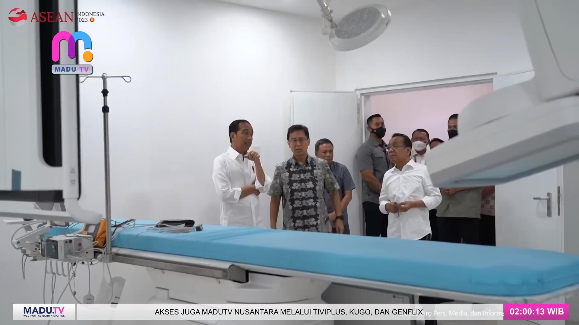 Presiden Jokowi Tinjau Kesiapan RSUD Komodo Jelang KTT ASEAN ke-42 di Labuan Bajo