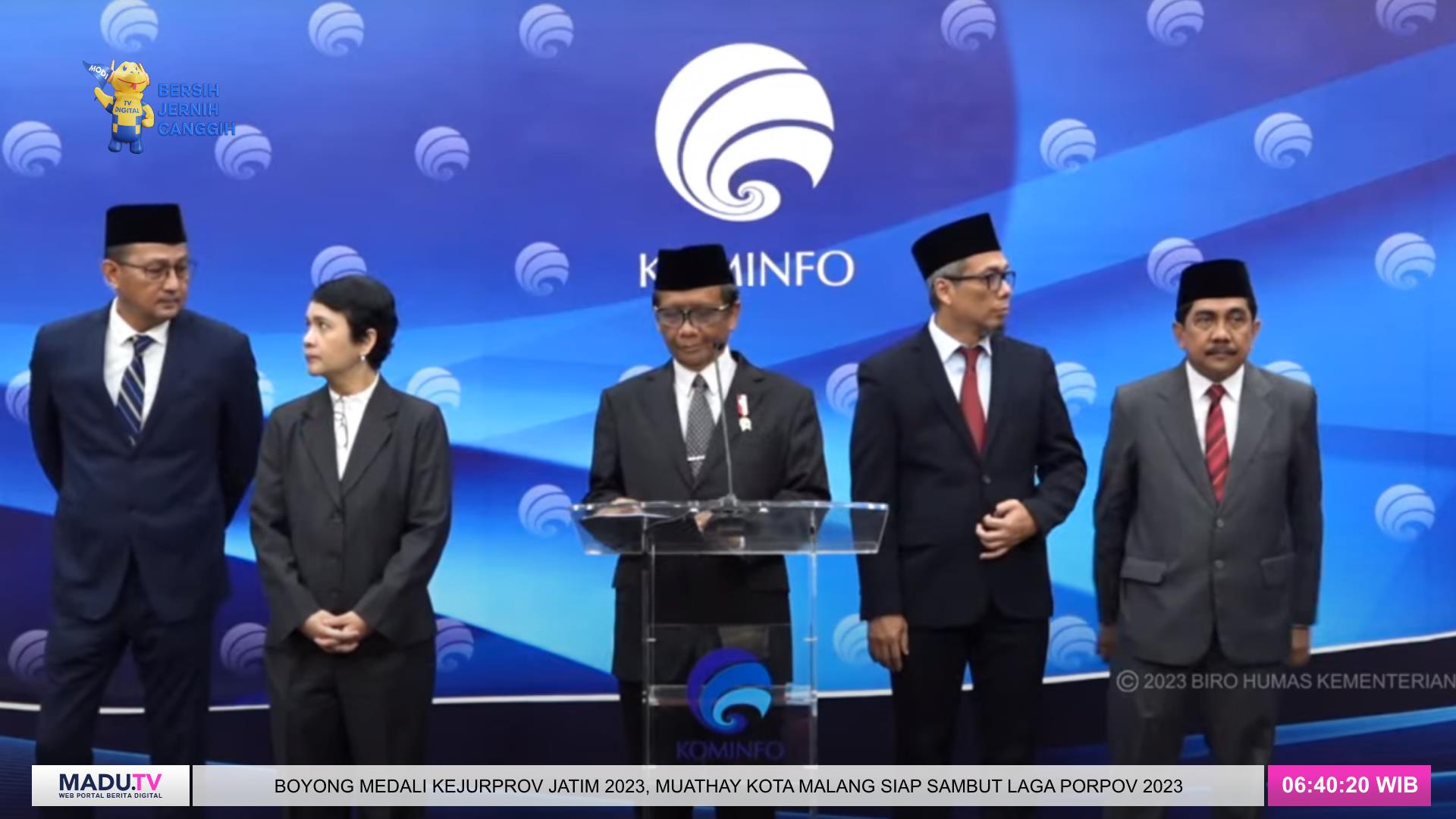 Mendapat Informasi Aliran Dana Kasus Dugaan Korupsi Pembangunan BTS 4G ke Tiga Partai Politik, Menko Polhukam dan Plt Menkominfo Menganggapnya Gosip Politik