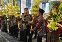 PG Ngadiredjo Kediri Buka Giling, Arak Tebu Manten Wujud Tradisi Turun Temurun