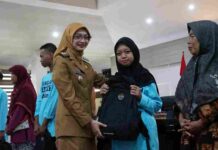 Wali Kota Kediri Lepas 18 Calon Siswa Sekolah Rakyat Untuk Lanjutkan Pendidikan di SRMP 14 Kota Batu