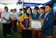 Mbak Wali Nostalgia di Dies Natalies Ke-75 SMP Negeri 1 Kediri
