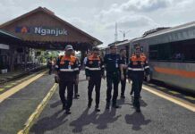 Direktur Sarana-Prasarana Tinjau Daop 7 Madiun, KAI Pastikan Kesiapan Nataru 2025/2026