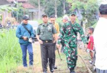 Dandim 0809/Kediri, Tinjau Pembangunan Jembatan Gantung Garuda di Desa Keling