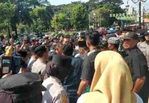 Ricuh Warnai Eksekusi Gedung TK Masyitoh di Kota Madiun,Guru, Yayasan,dan wali murid Menolak
