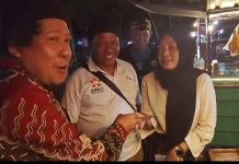 APKLI Perjuangan dan Pengusaha Ternak Sapi Tebar Berkah, 30 PKL di Kraksaan Terima Tambahan Modal