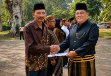 PT SGN MKSO Kebun Dhoho Beri Penghargaan Karyawan Berdedikasi Saat Upacara Kemerdekaan ke-81 RI