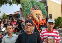Kirab ke Punden Mbah Ndoro Warnai Tasyakuran Reog Ponorogo Singo Mudo Warga Sukosari Lestarikan Tradisi Lokal